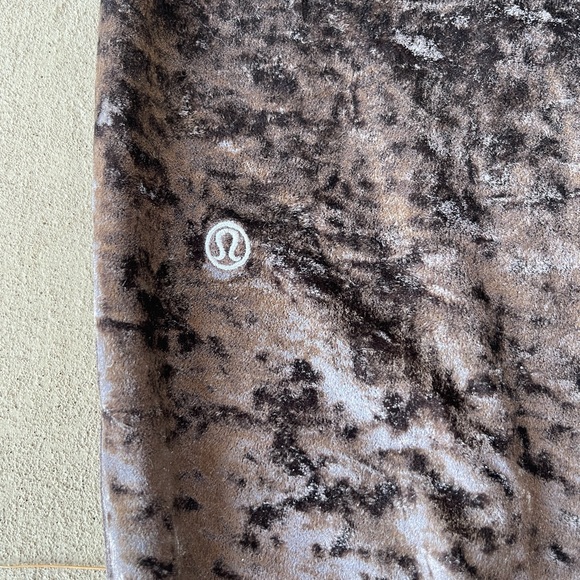 Lululemon Ready to Crush Jogger 6 - Picture 3 of 8